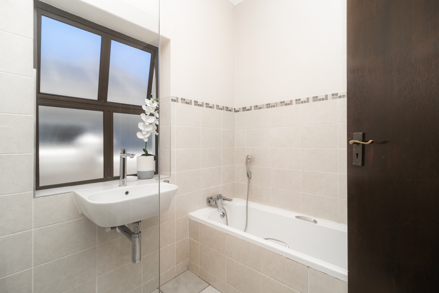 3 Bedroom Property for Sale in Zevenwacht Country Estate Western Cape